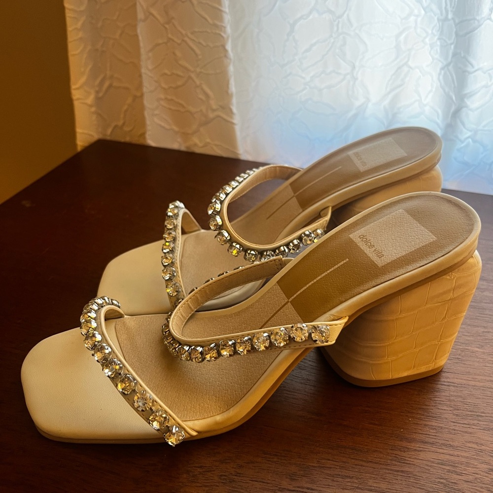 Dolce Vita Sandal Size 8